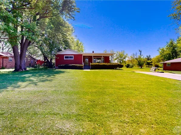 353 Turner Dr, Lebanon, OH 45036