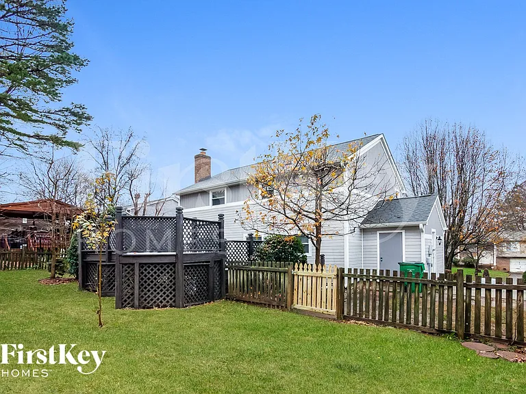 9512 Robert Burns Ct — Photo 14