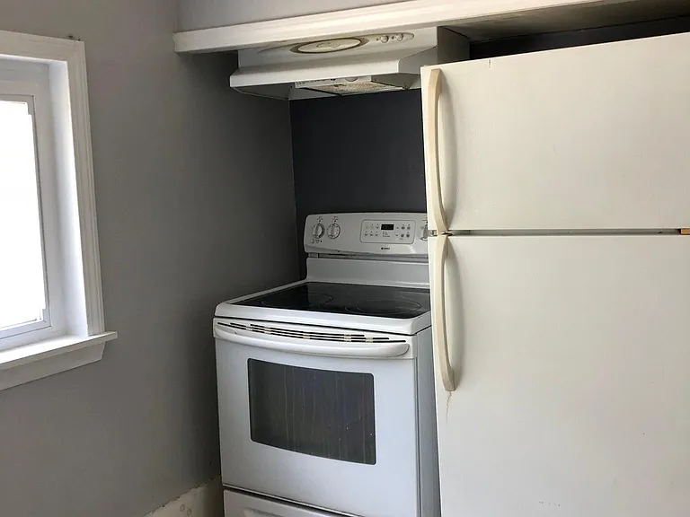 145 Blaine St #1F — Photo 3
