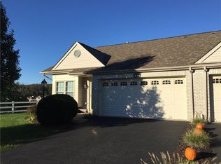 410 Katy Ln, Oakdale, PA 15071