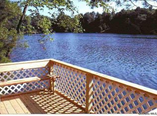 Hills Pond Rd, Hampton, NY 12837