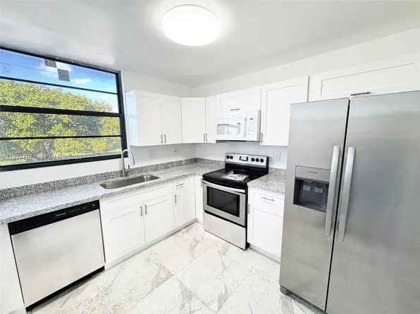 1746 NW 55th Ave APT 203, Fort Lauderdale, FL 33313