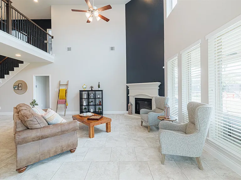 3530 Auburn Creek Cir — Photo 8
