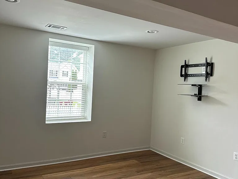 9610 Hazelbrook Ct — Photo 8
