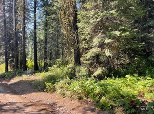 5 Willow Creek Trl, Cascade, ID 83611