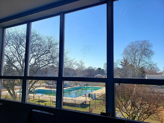 4th image of 200 Claremont Ave #105