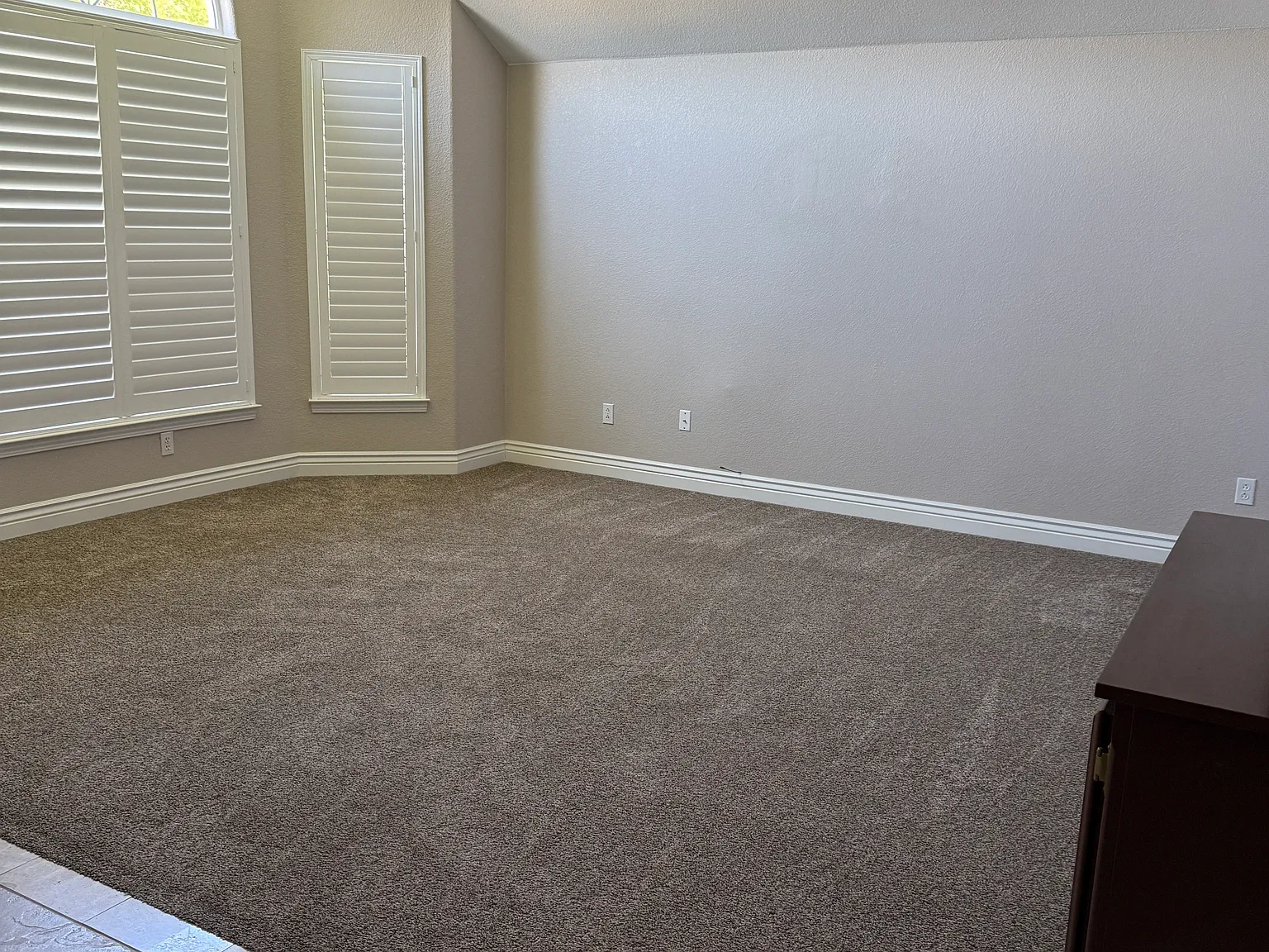 4 bed, 2.5 bath, 2447 sqft, $3,500 — Photo 4