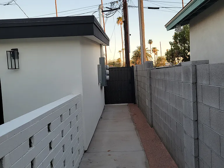 E Monterey Way — Photo 5