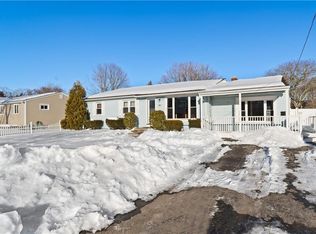 96 Moccasin Dr, Warwick, RI 02889