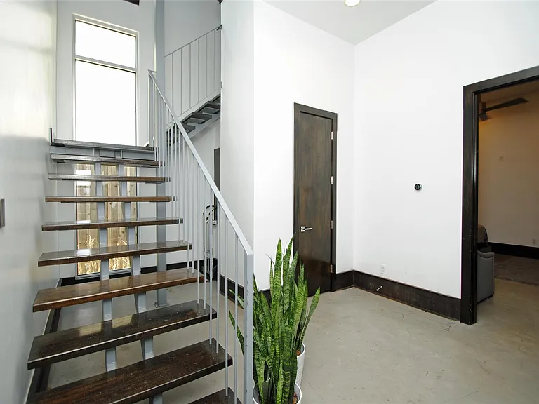 4118 Floyd St #A — Photo 5