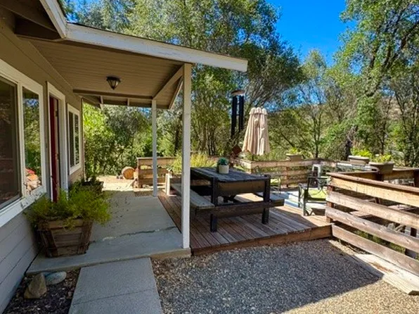 4973 State Highway 140, Mariposa, CA 95338