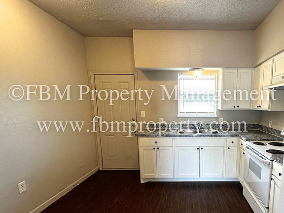 5th image of 825 Tehuacana Dr #502