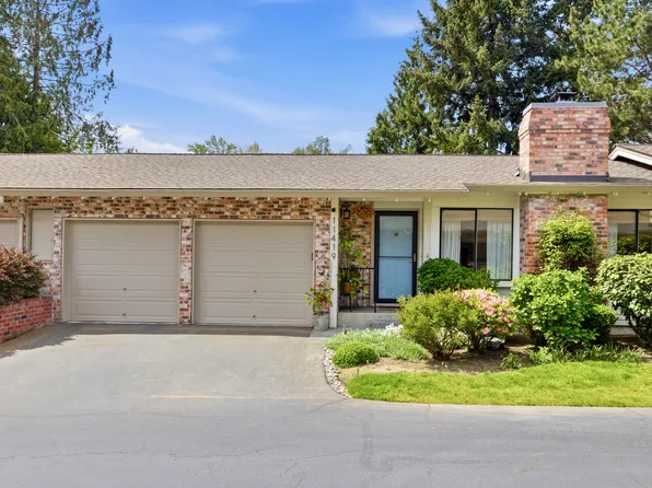 11419 103rd Pl NE, Kirkland, WA 98033