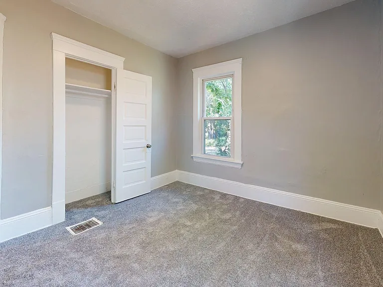 3222 W 94th St — Photo 56