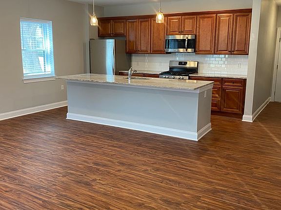 2nd image of 80 W End Ave Suite 203