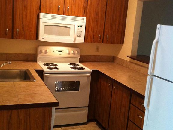 2nd image of 2400 20th Ave NW APT 9D