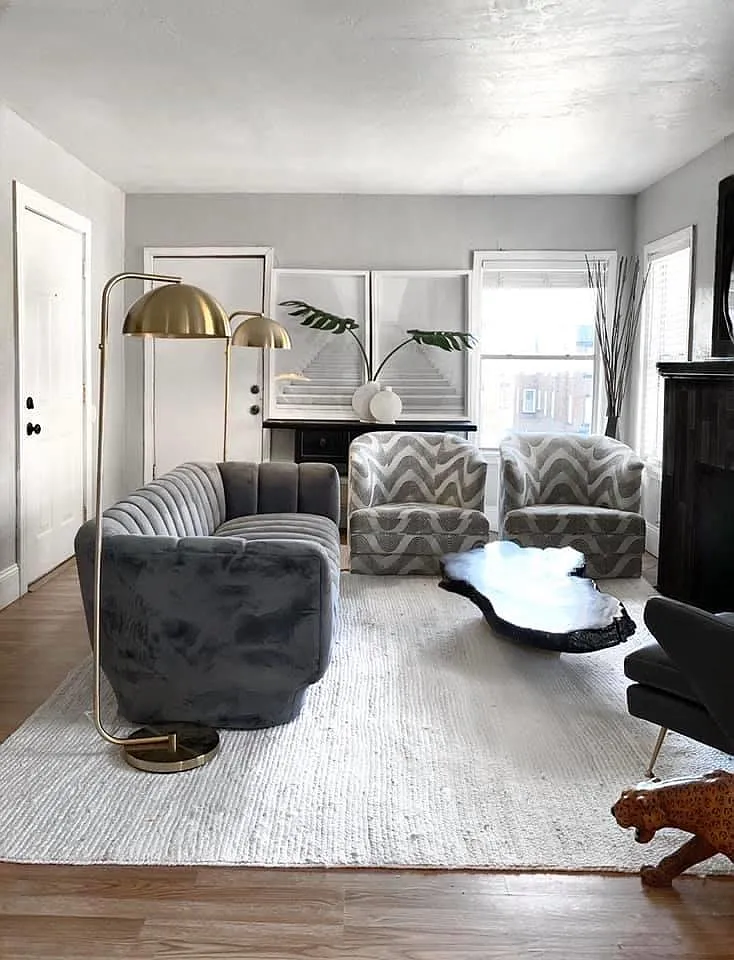 819 East Dr — Photo 1