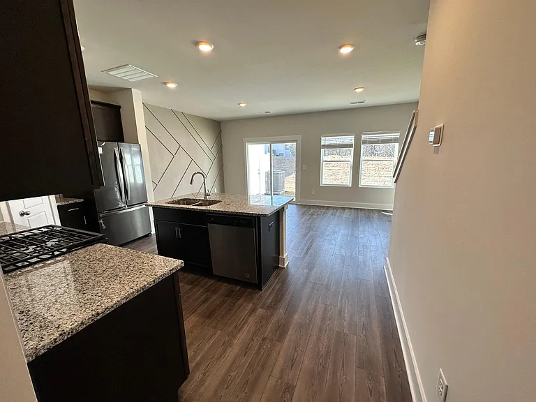 616 Millwright Way — Photo 4