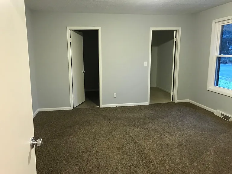 Spacious bedrooms!