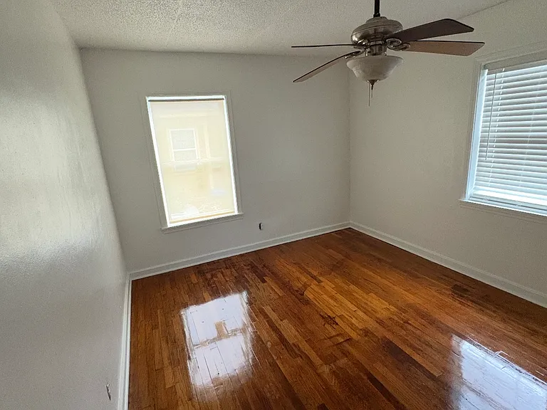 3107 Heather St — Photo 5