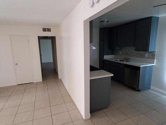 2nd image of 3400 W Del Monte Dr APT 5