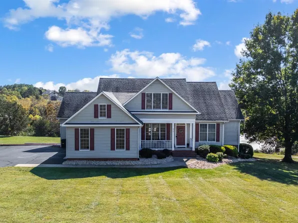 316 Longhill Rd, Goode, VA 24556