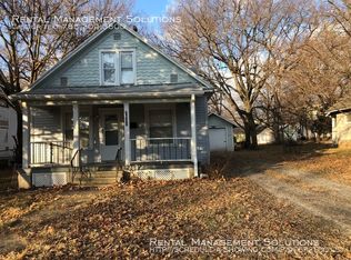2031 SW Lane St, Topeka, KS 66604