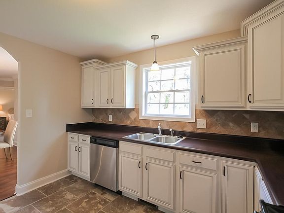 5th image of 318 Fox Xing Lot 318