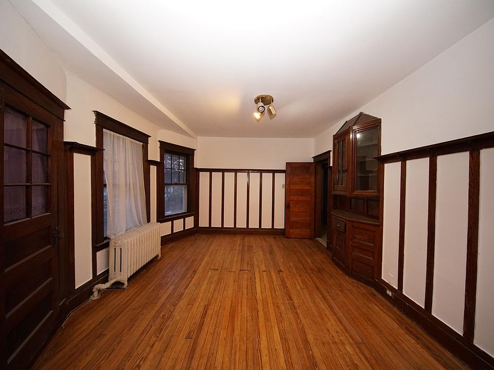 1st image of 32-28 146th St #2