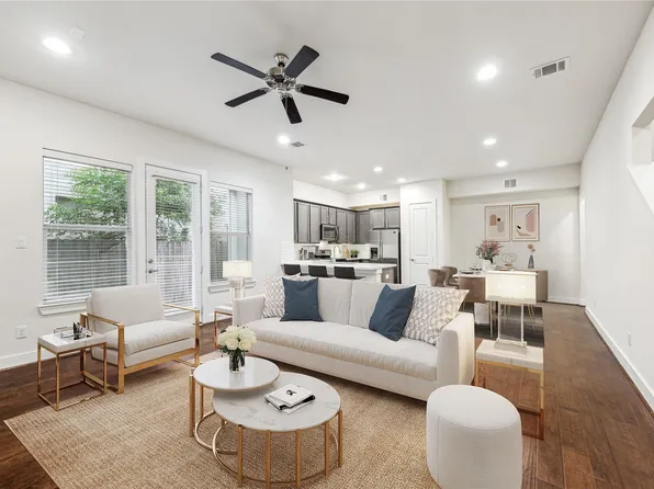 8812 Hollister Pine Ct, Houston, TX 77080