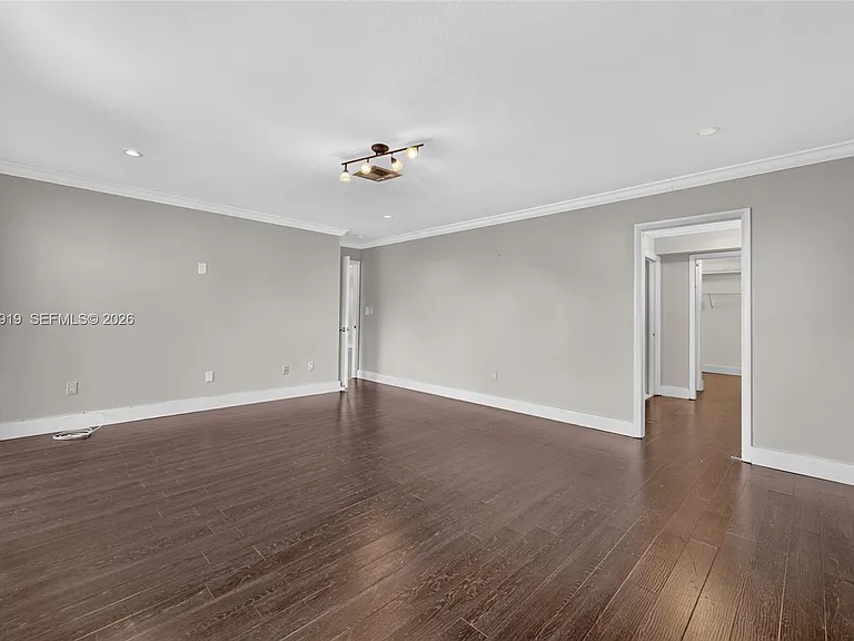 8401 SW 107th Ave #316E — Photo 13