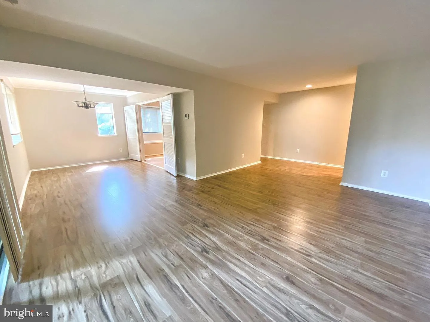 Bentana Park Condo — Photo 3