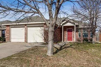 1st image of 2832 Park Place Dr