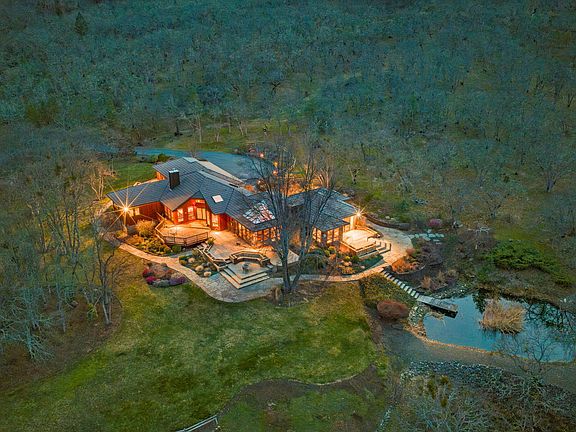 2nd image of 178 Meadow Oaks Dr