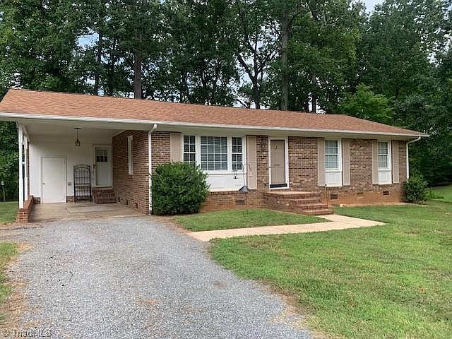 1st image of 2306 Woodland Dr