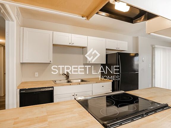 5th image of 3601 W Belmont Ave