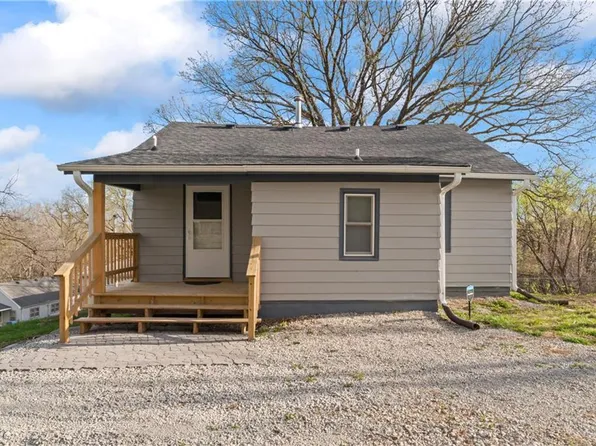 2526 Excello Dr, Saint Joseph, MO 64503