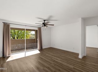 4554 E Paradise Village Pkwy N UNIT 203, Phoenix, AZ 85032