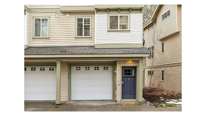 Building Photo - 217 Sagebrook Ln