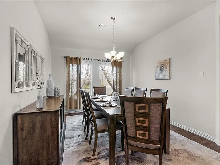 671 Farmstead Dr — Photo 32