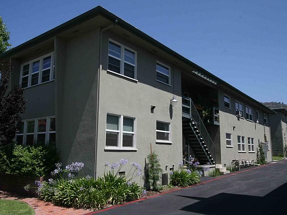 3rd image of 2251 Merton Ave