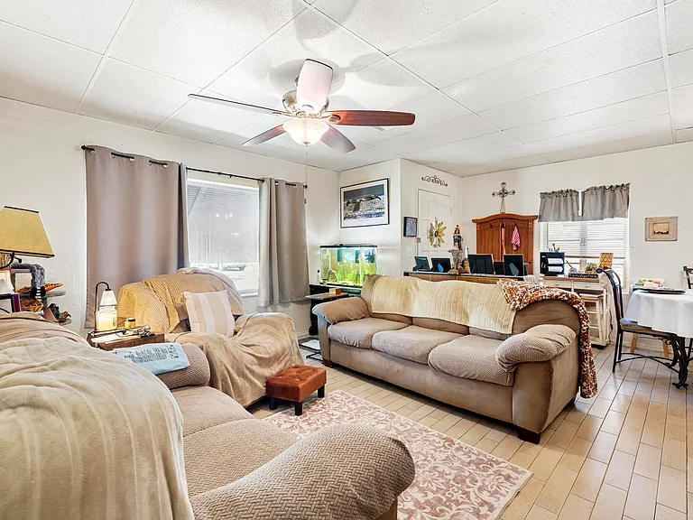 3032 Stanford Rd — Photo 11