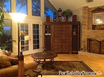 5th image of 1325 Highland Terrace Dr
