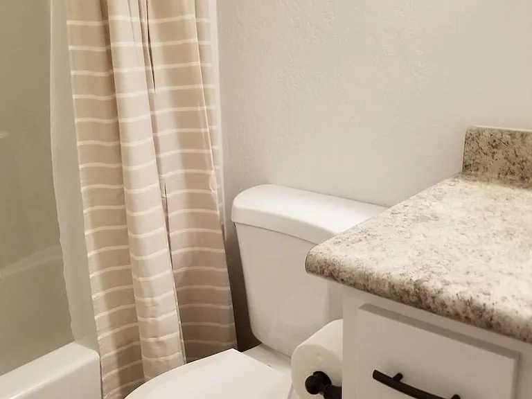 Newer Two bedroom/Two bath Duplex | Available Late July — Photo 9