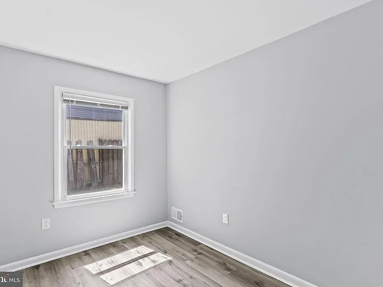 2060 Red Spruce Ct — Photo 19