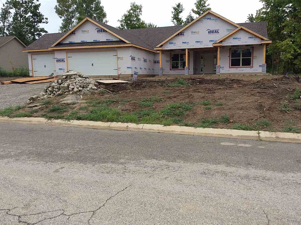 1st image of 316 Ironwood Ln