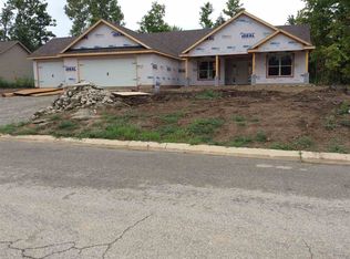 316 Ironwood Ln, Ossian, IN 46777