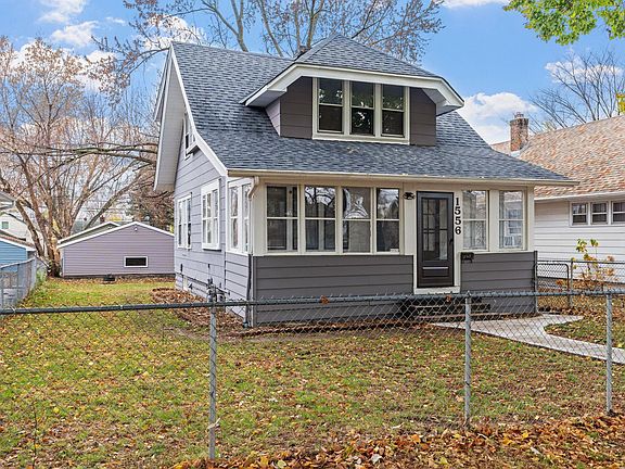 2nd image of 1556 Reaney Ave