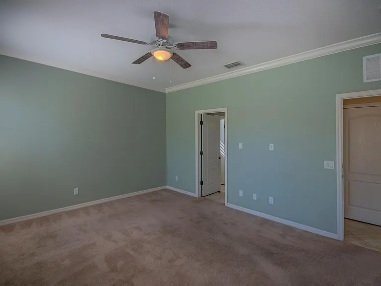 4910 Newport News Cir — Photo 25