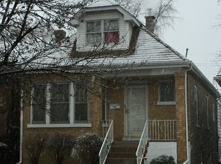 5212 W Foster Ave, Chicago, IL 60630